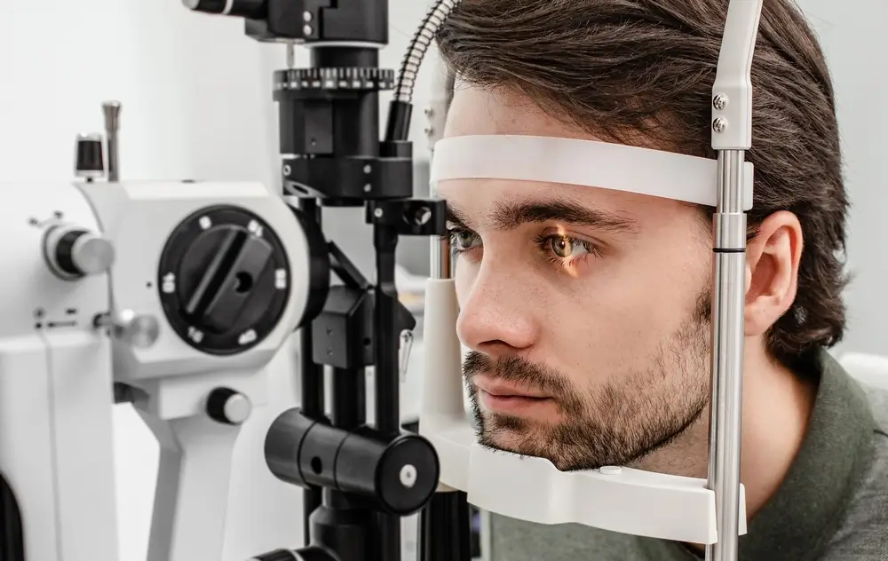 Example of AI-powered OCT scan analysis showing retinal layers and potential abnormalities
